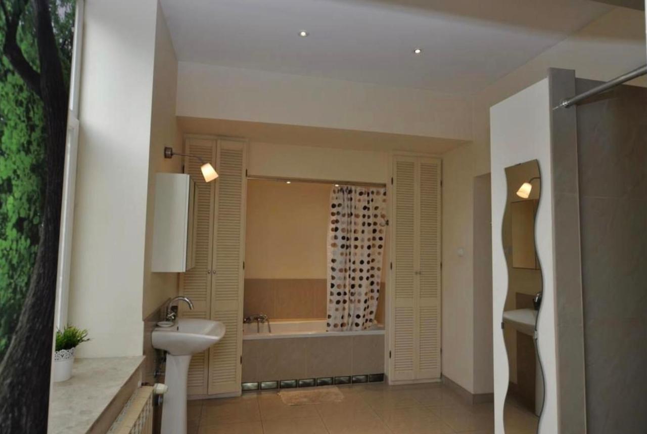 Apartament Dworski Пшемишъл Екстериор снимка